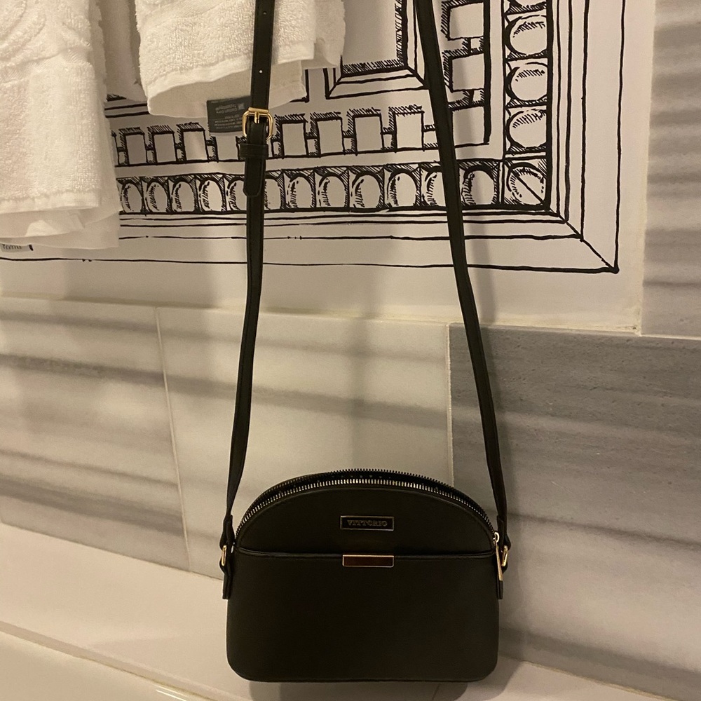 Vittorio Italian leather crossbody